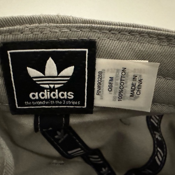 Adidas Baseball Cap Classic Trefoil Logo, One Size Grey, Strap Back - Picture 5 of 5